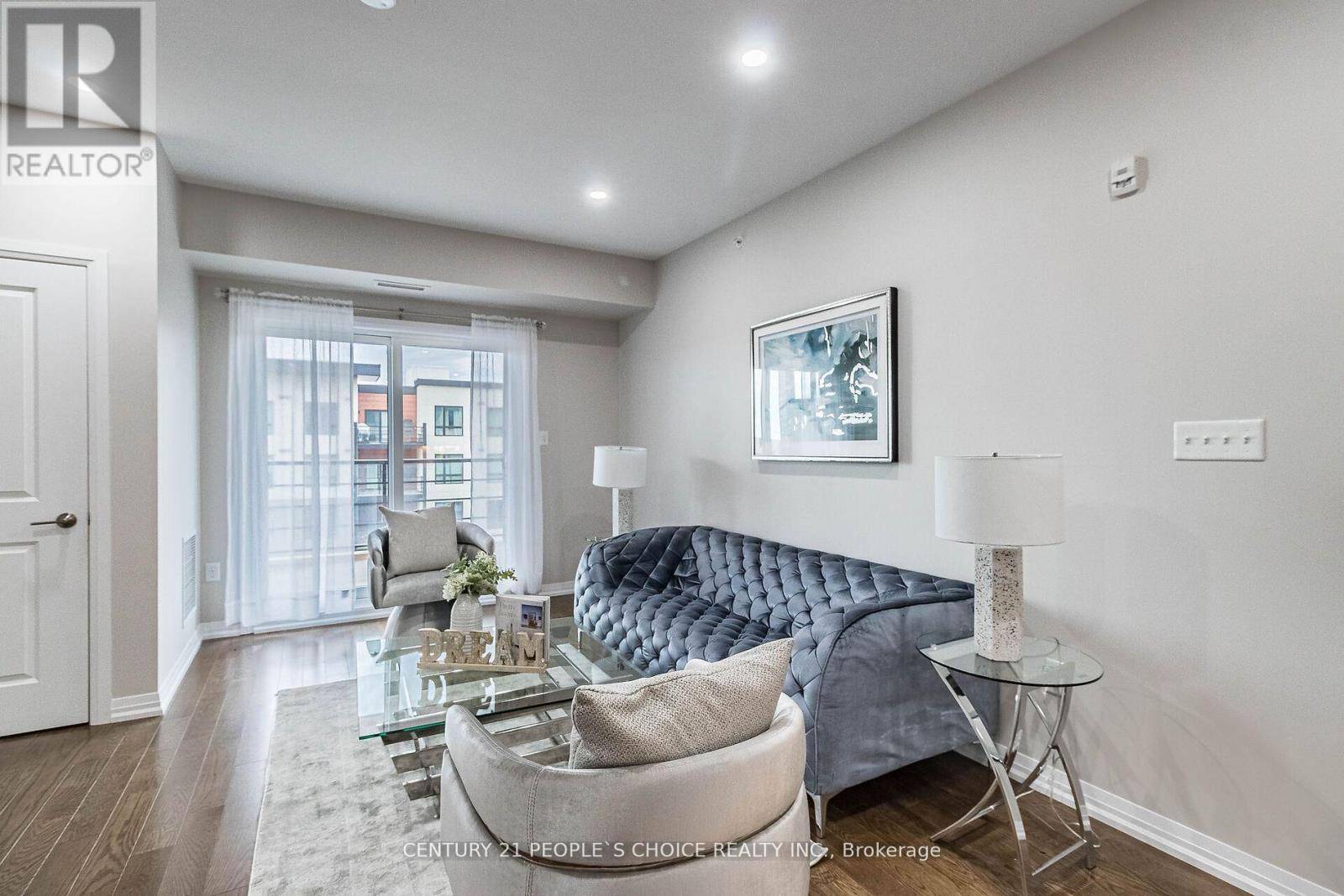Barrie (ardagh), ON L9J0H5,306 Essa RD #511