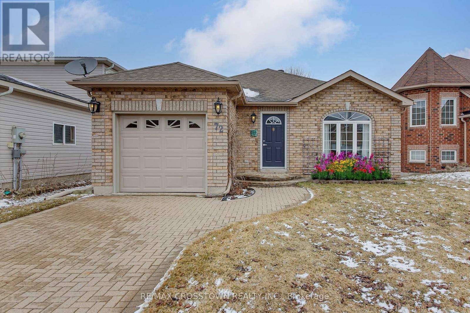 Barrie (east Bayfield), ON L4M6V5,72 STANLEY STREET