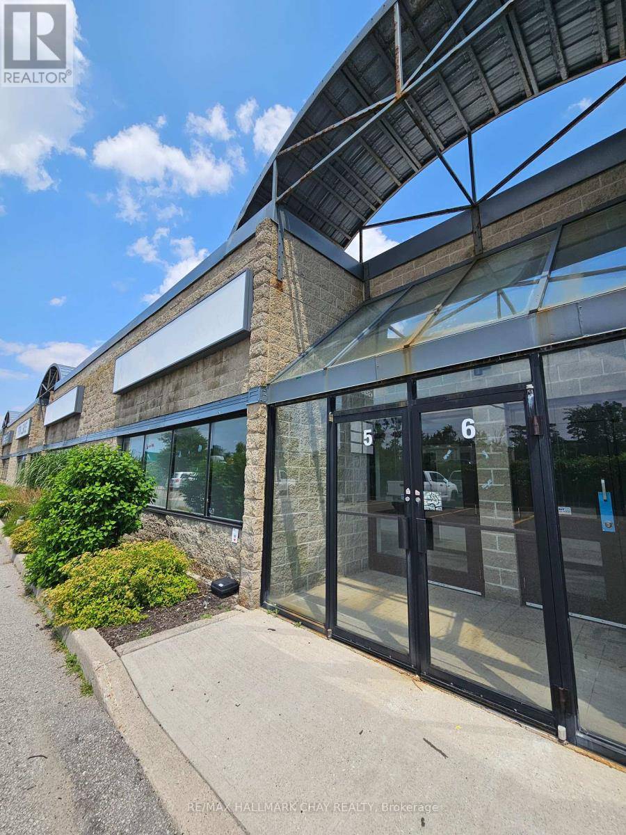 Barrie (0 East), ON L4N9G8,90 Saunders RD #6