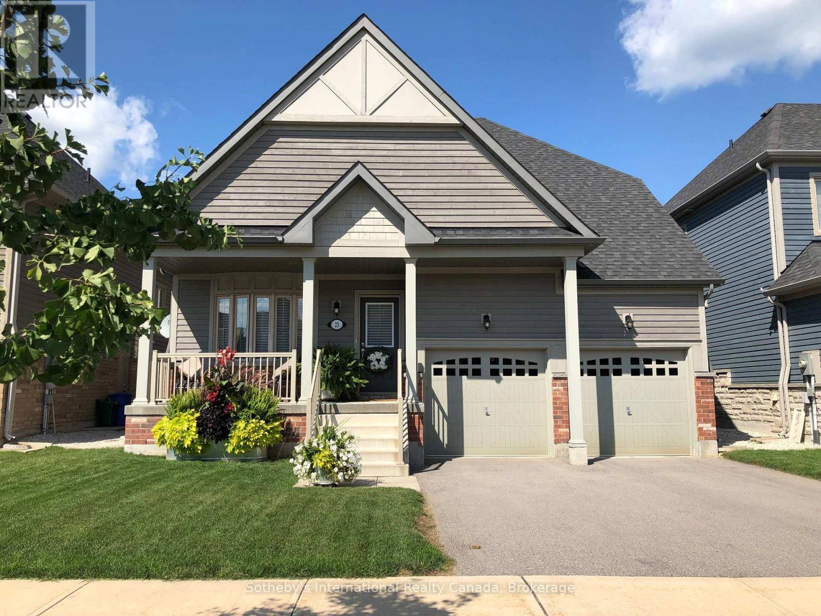 Collingwood, ON L9Y0W8,23 COOPER STREET