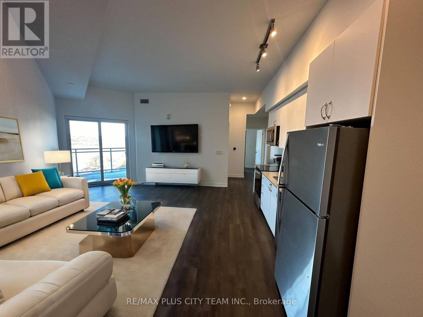 Barrie (little Lake), ON L4M7B9,56 Lakeside TER #1108