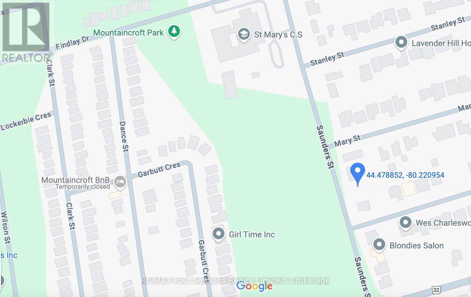 Collingwood, ON L9Y0G5,51 SAUNDERS STREET
