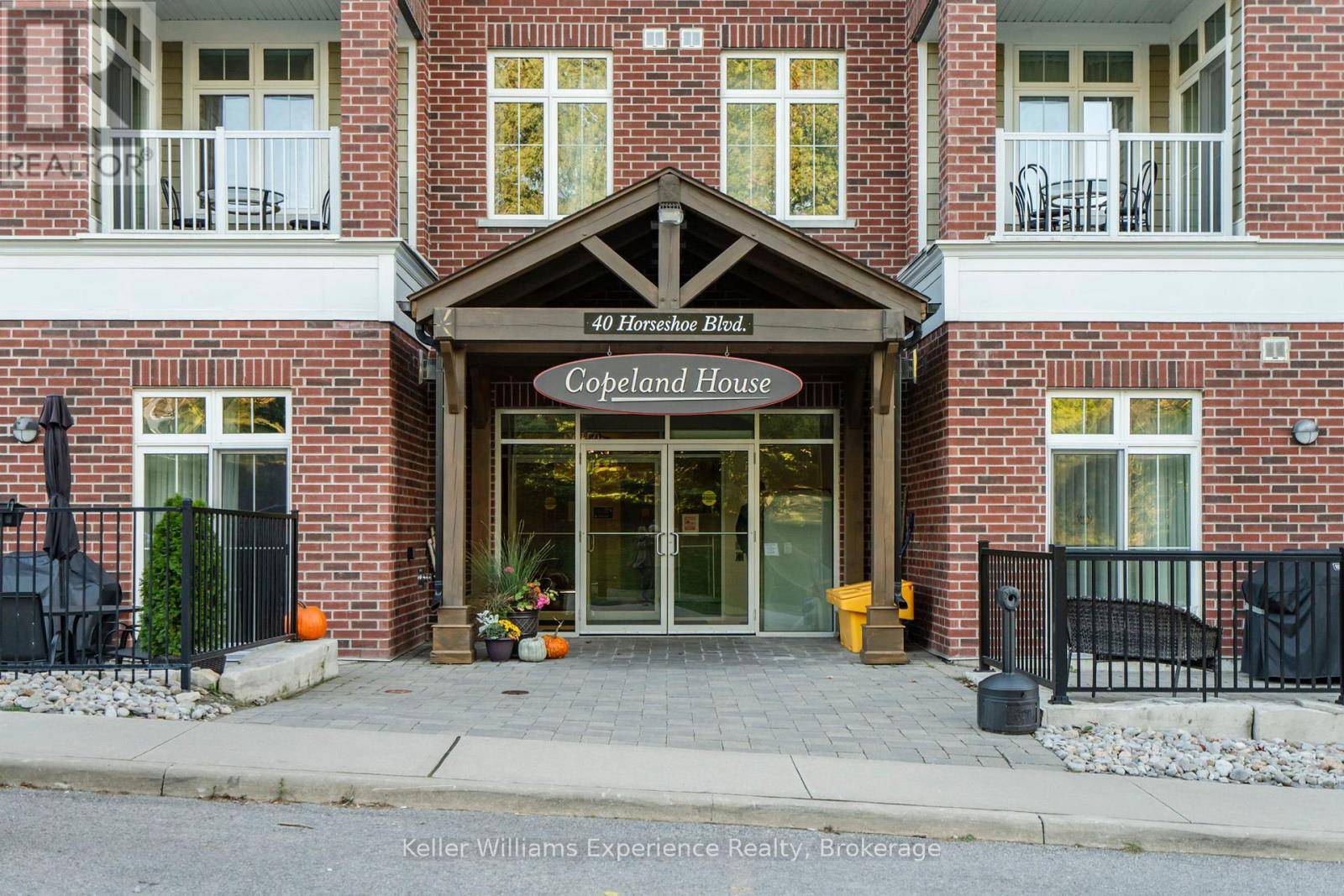 Oro-medonte (horseshoe Valley), ON L4M4Y8,40 Horseshoe BLVD #111