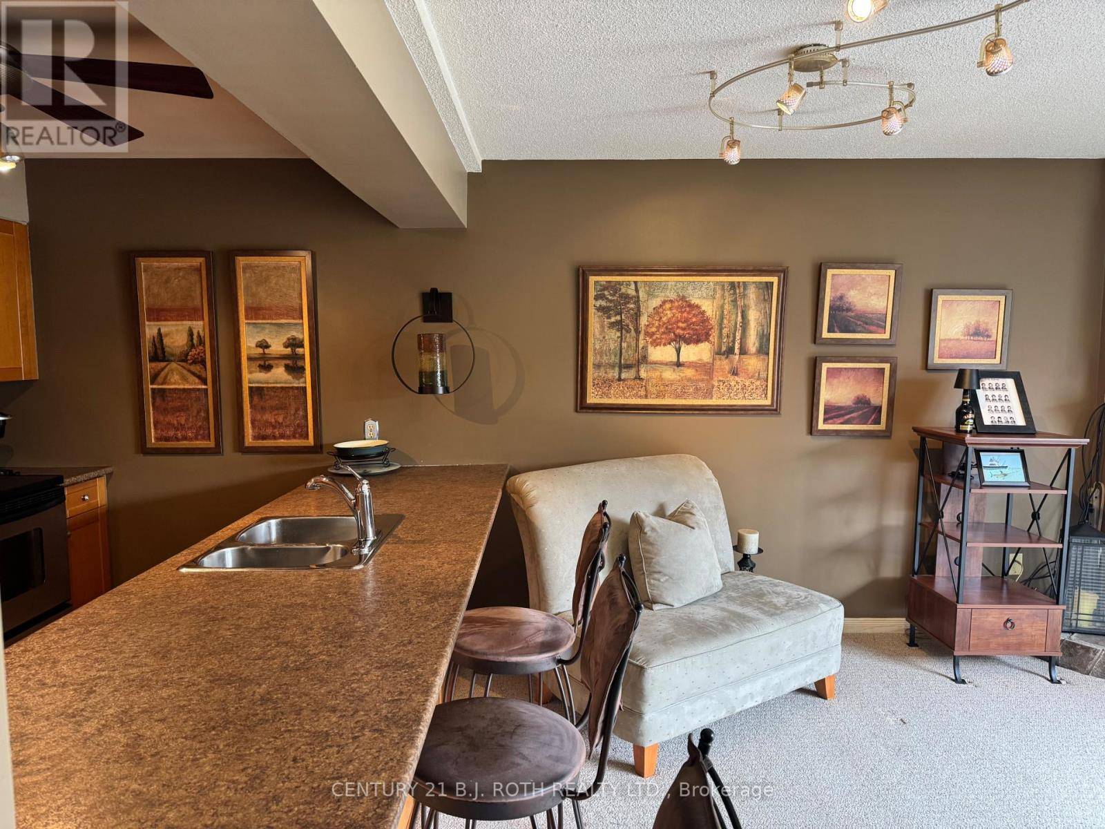 Ramara (brechin), ON L0K1B0,51 Laguna Pkwy #17