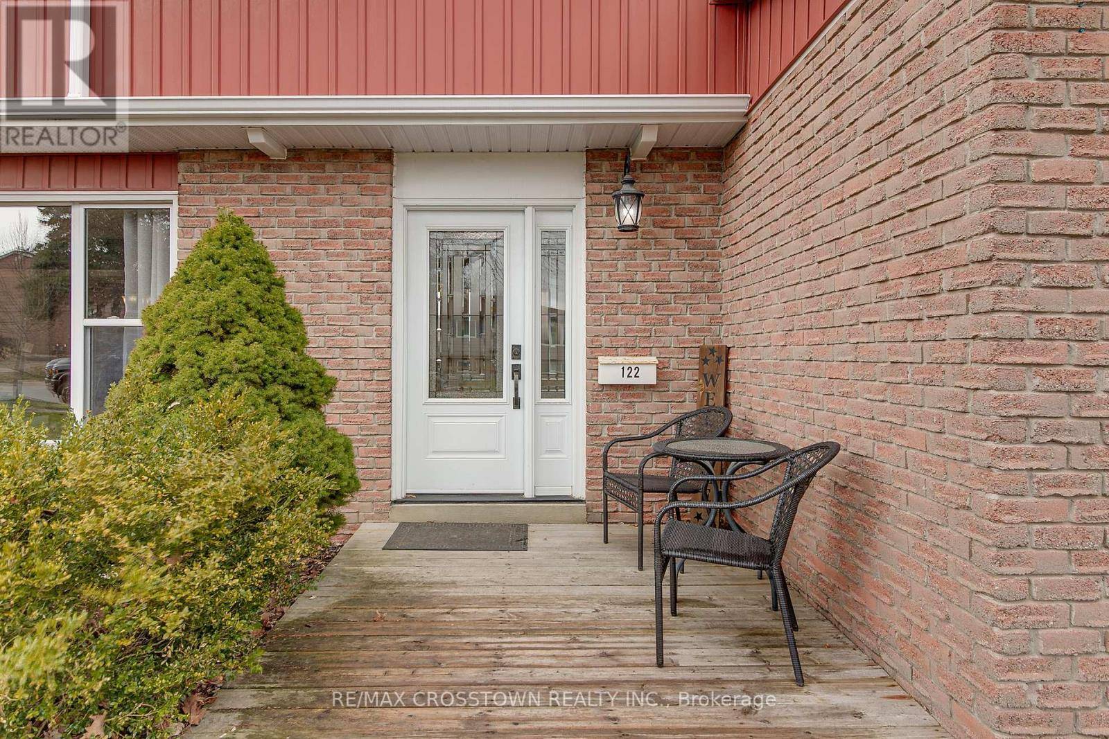 Barrie (allandale Heights), ON L4N4L5,122 MARSHALL STREET