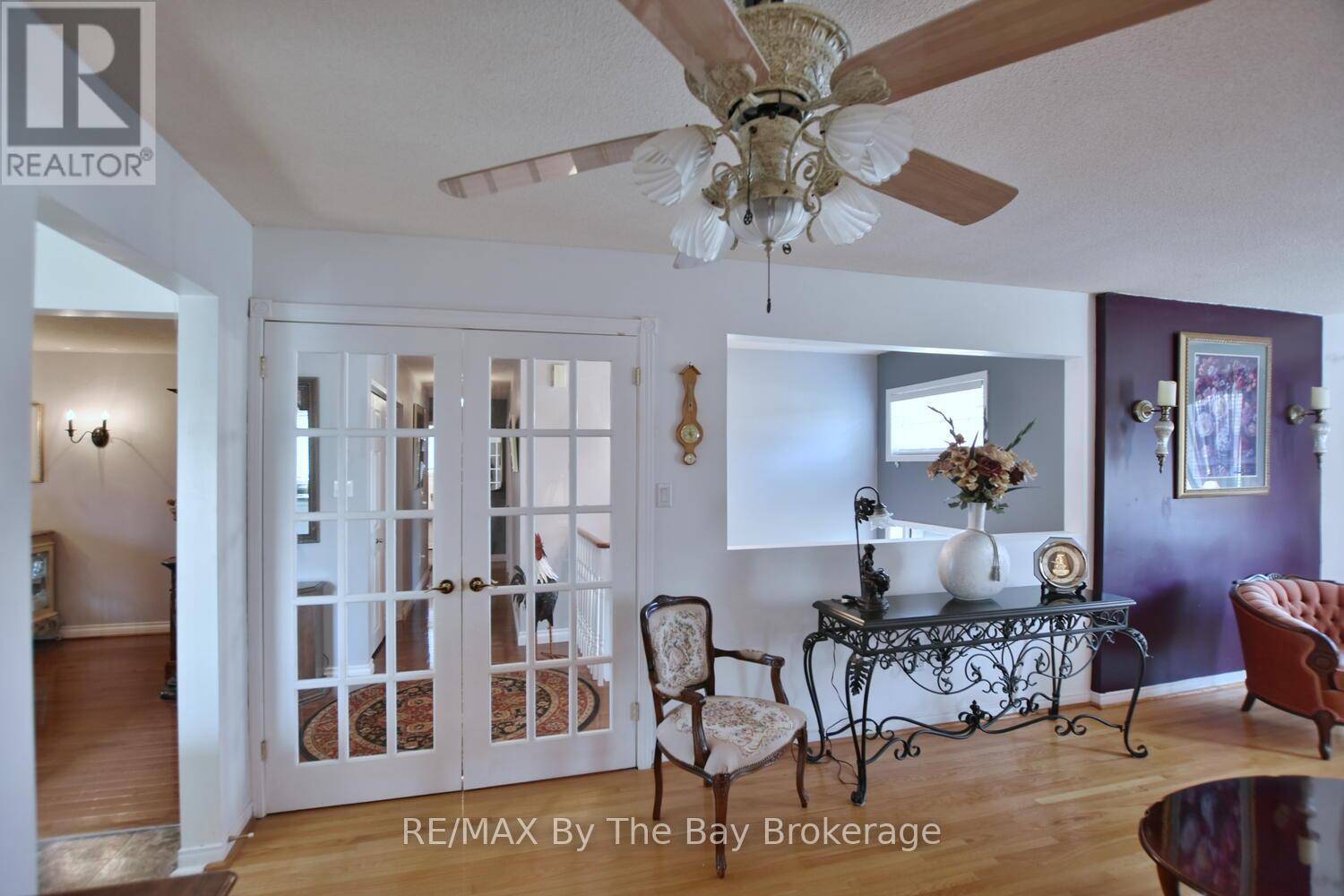 Wasaga Beach, ON L9Z1B6,41 EVERGREEN CRESCENT
