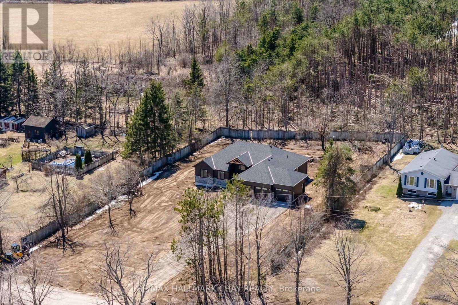 Oro-medonte, ON L0L1V0,4552 5TH LINE N