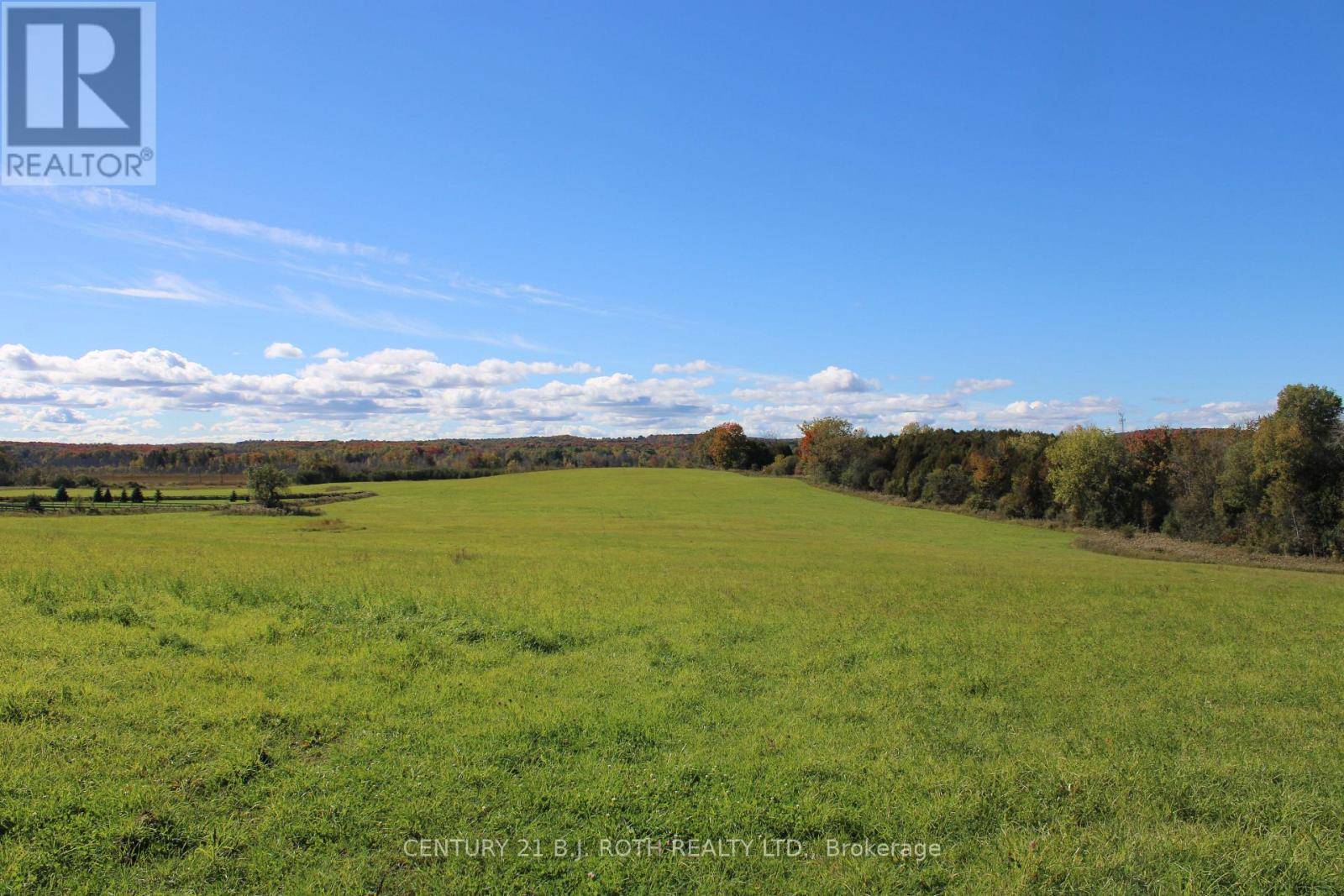 Oro-medonte, ON L3V0R8,388 WOODLAND DRIVE