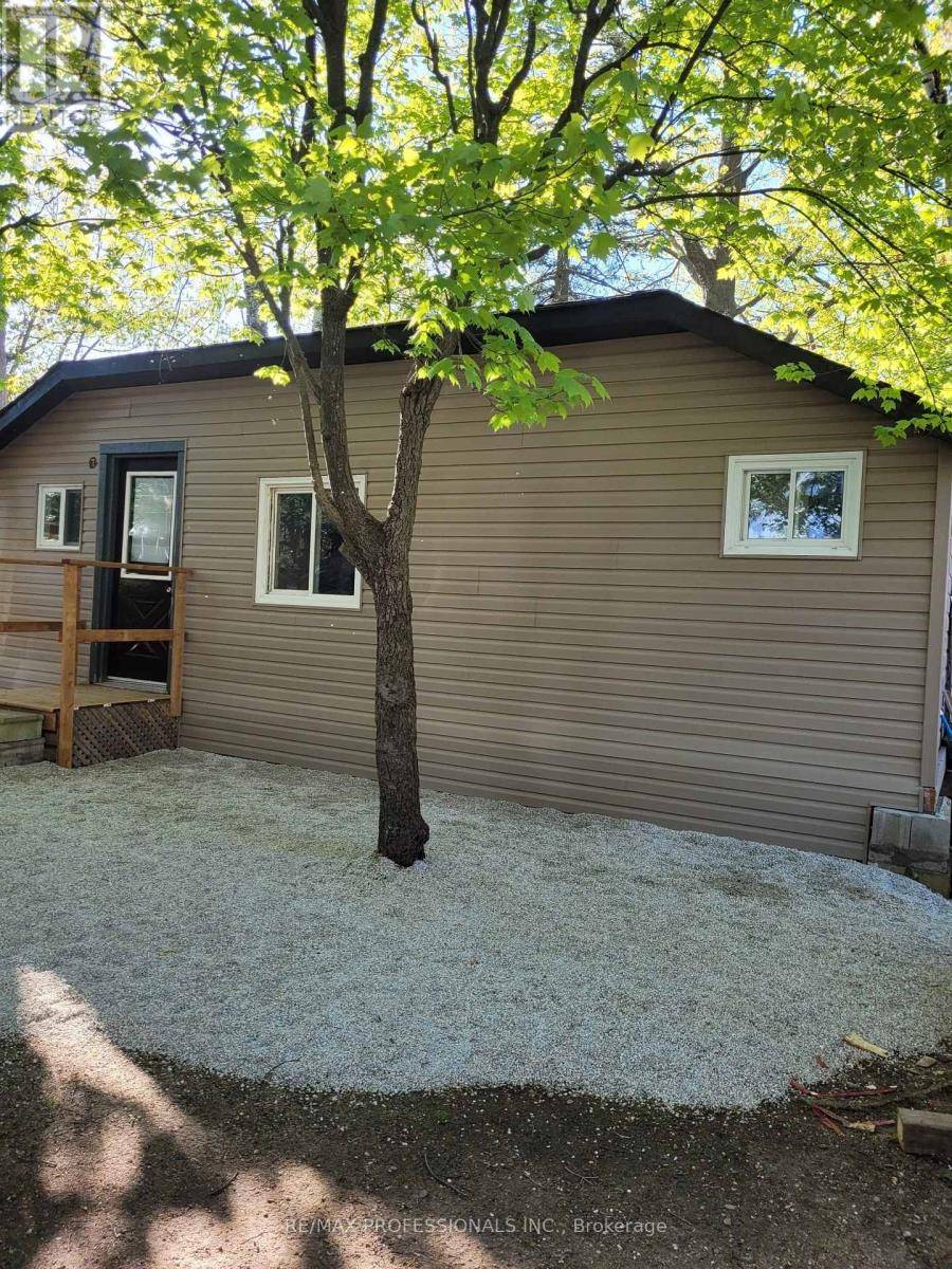 Wasaga Beach, ON L9Z2K9,63 BECK STREET