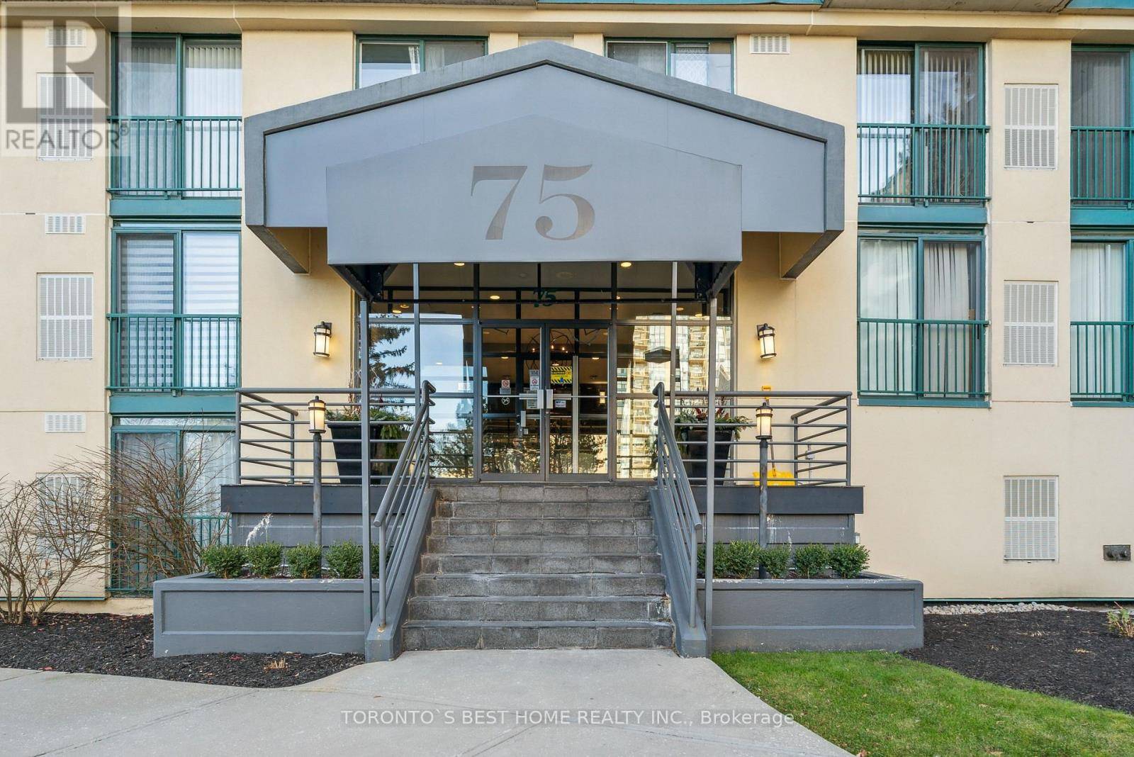 Barrie (lakeshore), ON L4N7R6,75 Ellen ST #1509