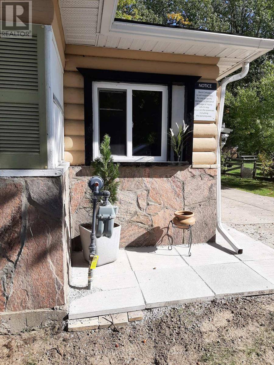 Wasaga Beach, ON L9Z2K9,39 BECK STREET