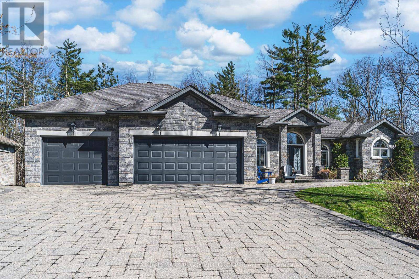 Springwater (snow Valley), ON L9X0H4,6 COLLINS LANE