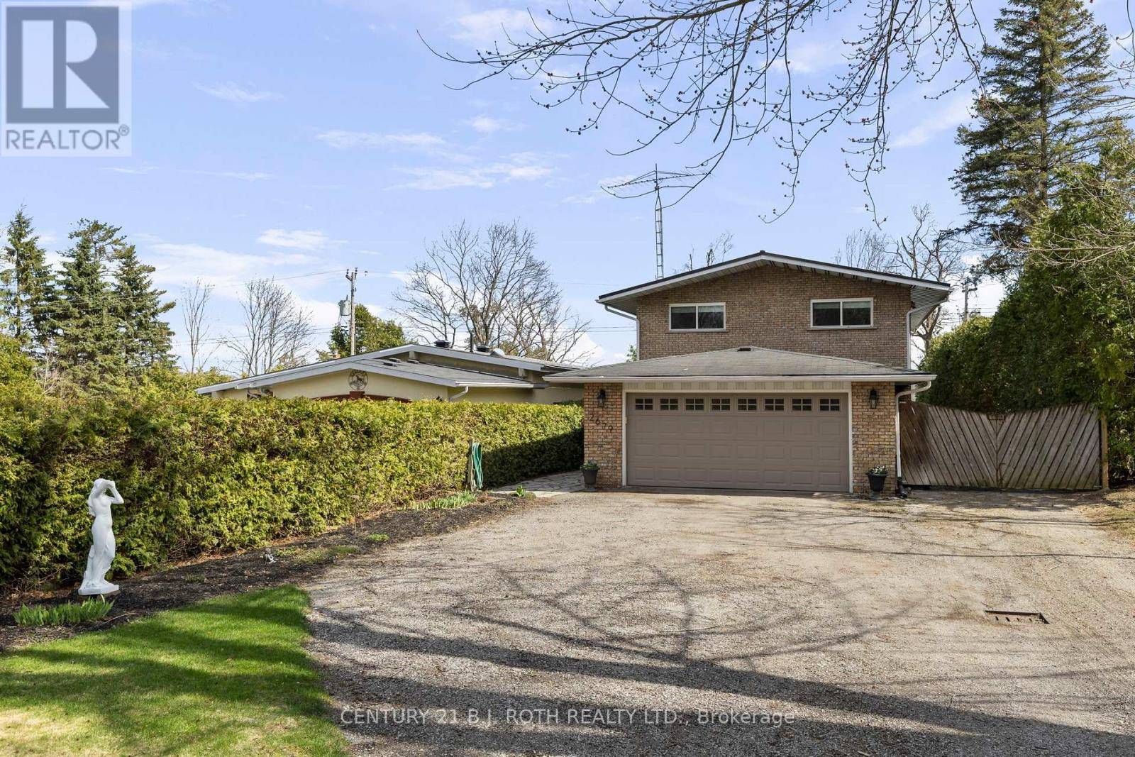 Oro-medonte, ON L0L1T0,2679 LAKESHORE ROAD E