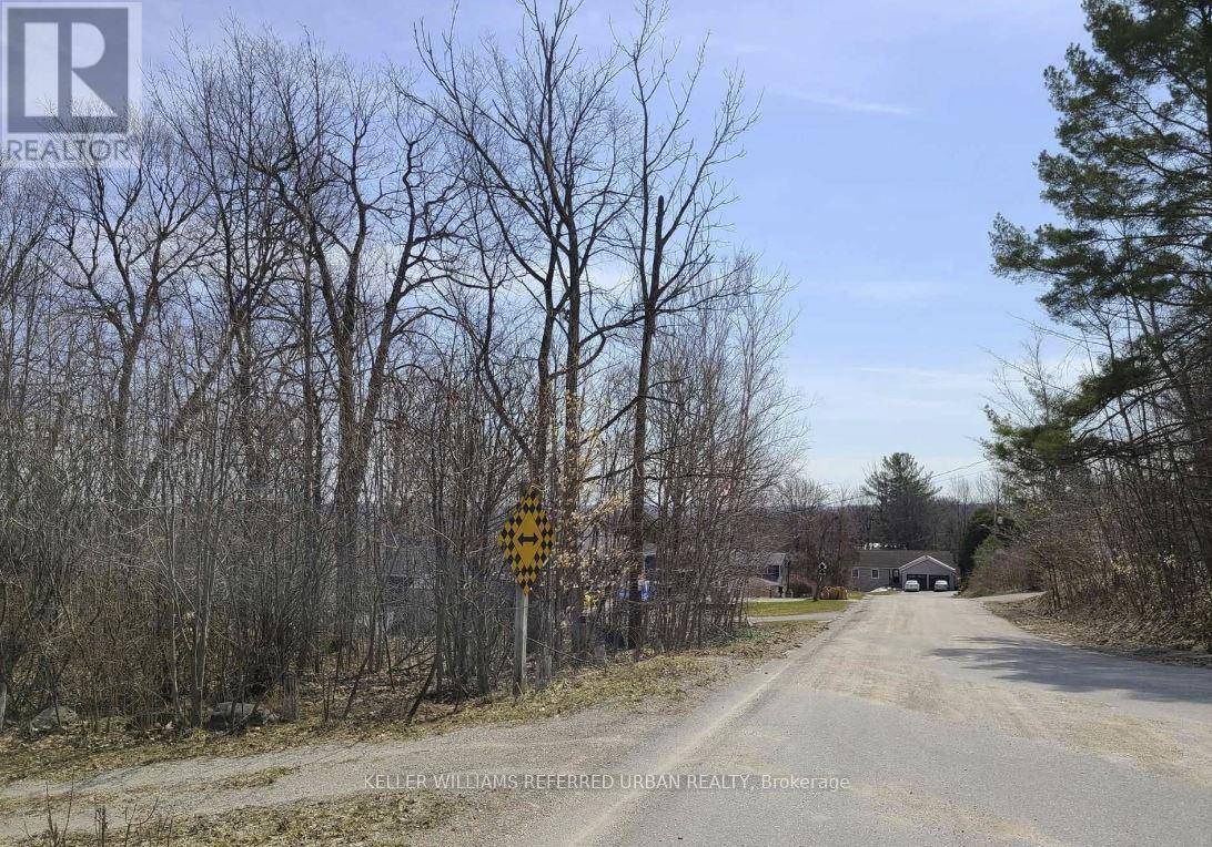 Tay (port Mcnicoll), ON L0K1R0,555 BARNES AVENUE