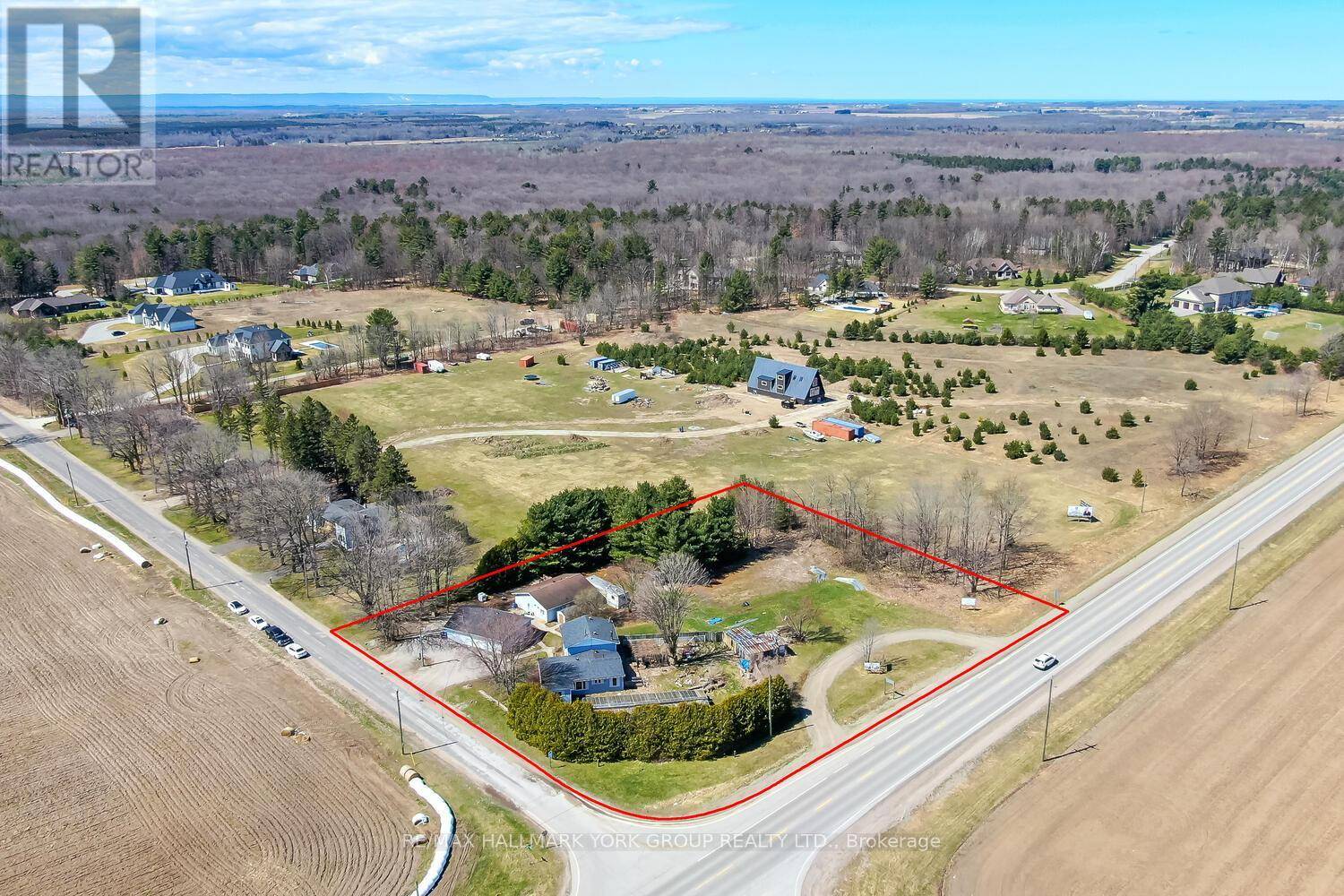 Springwater, ON L0L2K0,1008 RAINBOW VALLEY ROAD W