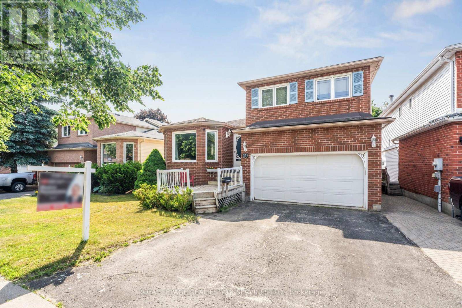 Barrie (letitia Heights), ON L4N6K5,19 ENGEL CRESCENT