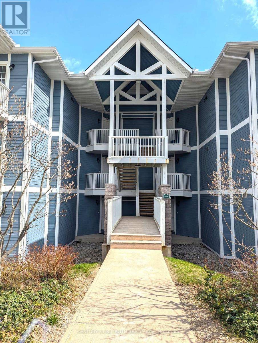 Oro-medonte (horseshoe Valley), ON L0L2L0,90 Highland DR #2426, 2427