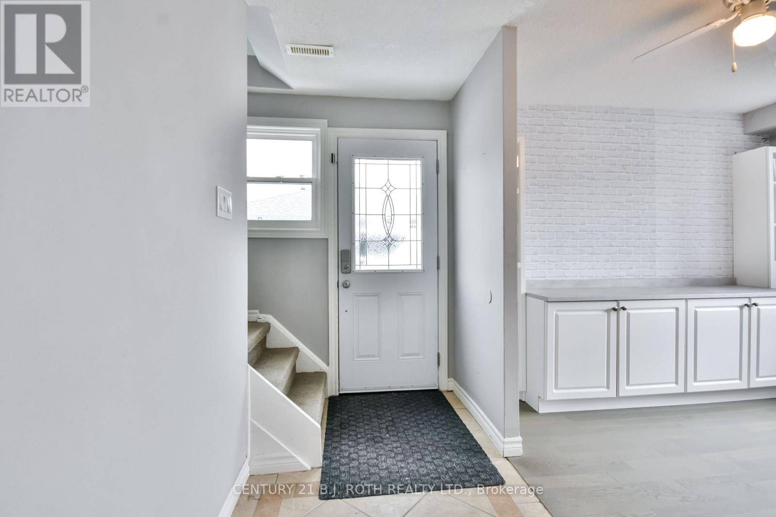 Barrie (letitia Heights), ON L4N4Y7,247 LETITIA STREET