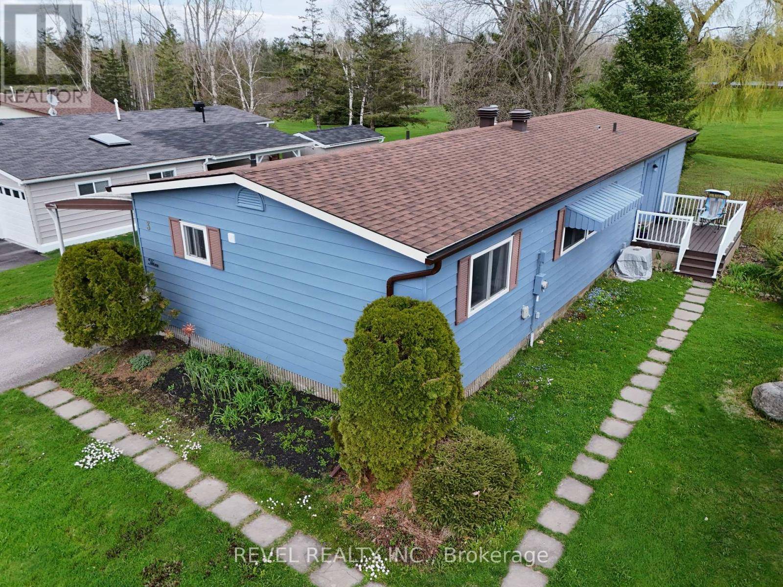 Oro-medonte, ON L0L1T0,3 TAMARACK DRIVE
