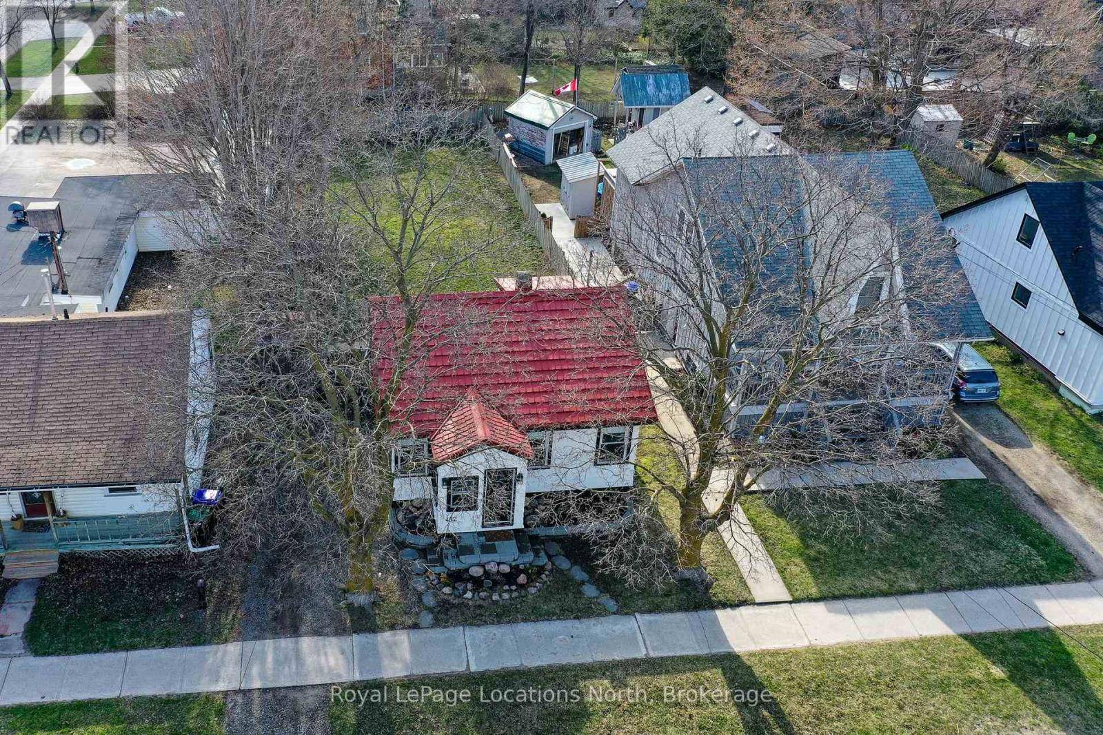 Collingwood, ON L9Y2M9,452 HURONTARIO STREET