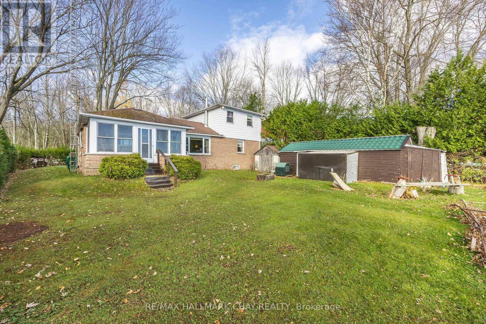 Oro-medonte, ON L3V6H1,769 WOODLAND DRIVE