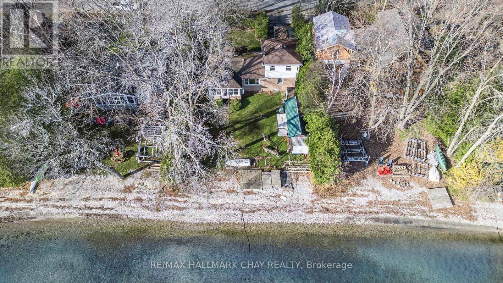Oro-medonte, ON L3V6H1,769 WOODLAND DRIVE