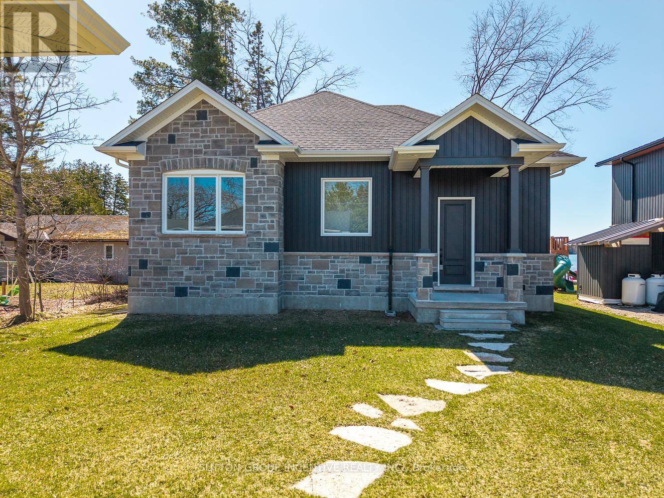 Severn, ON L0K2B0,3331 LAKE ST GEORGE BOULEVARD
