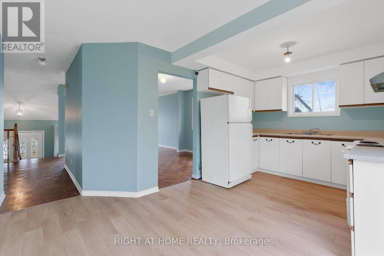 Wasaga Beach, ON L9Z1Z2,138 45TH STREET N