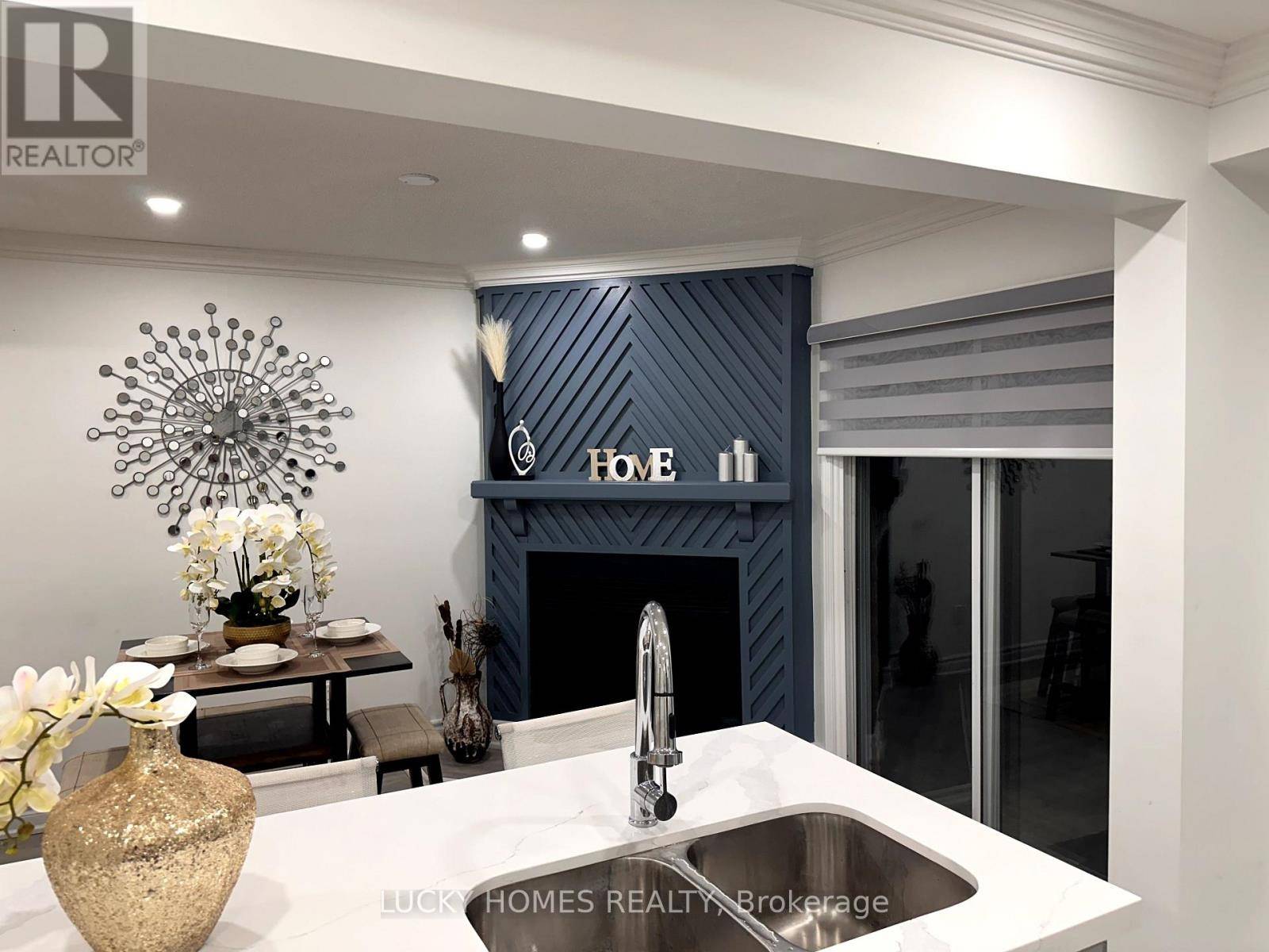 Barrie (west Bayfield), ON L4N7S2,39 LAIDLAW DRIVE