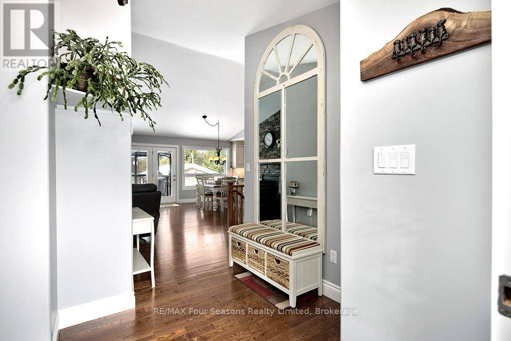 Collingwood, ON L9Y3Z1,71 BROADVIEW STREET