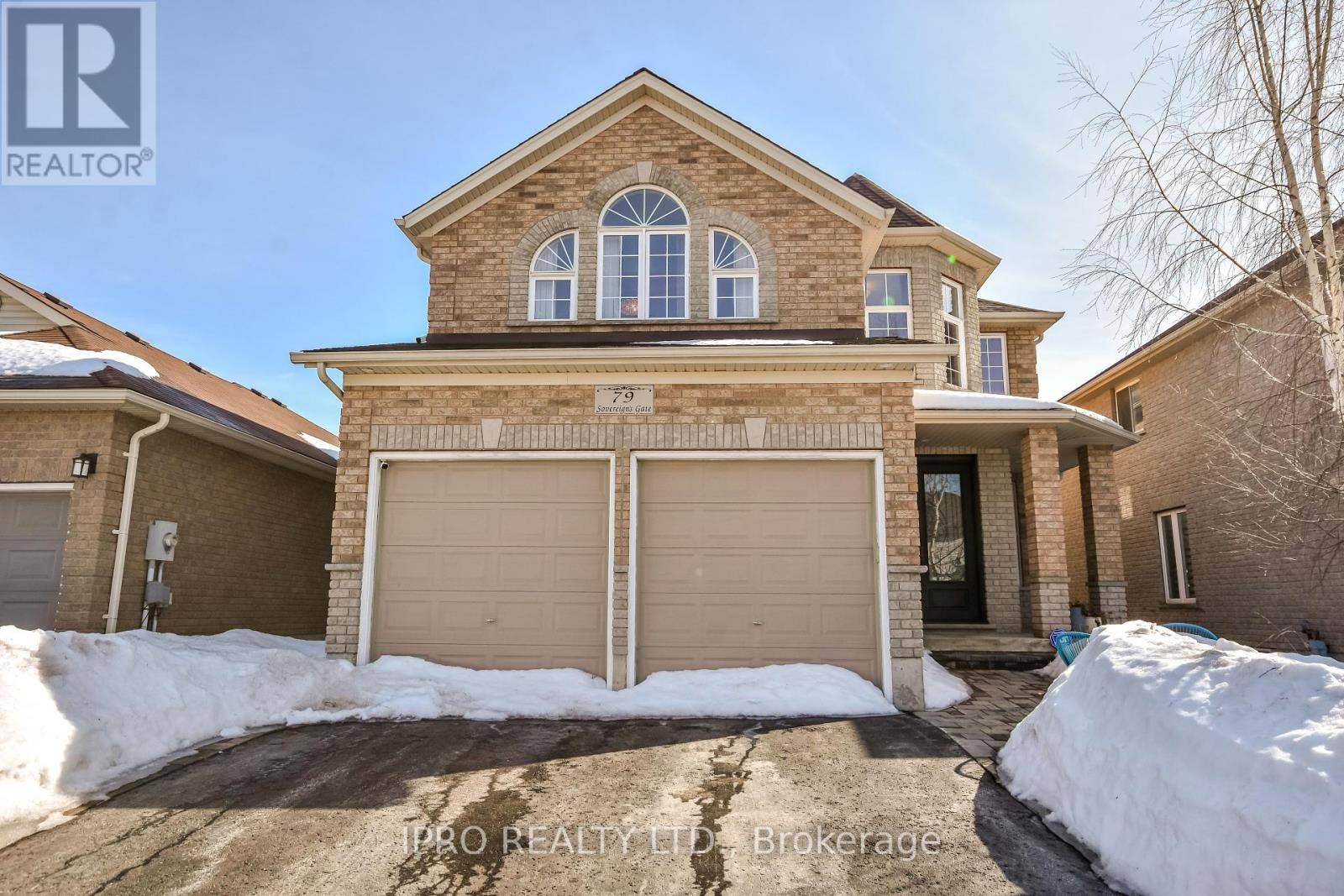 Barrie (innis-shore), ON L4N0Y9,79 SOVEREIGN'S GATE