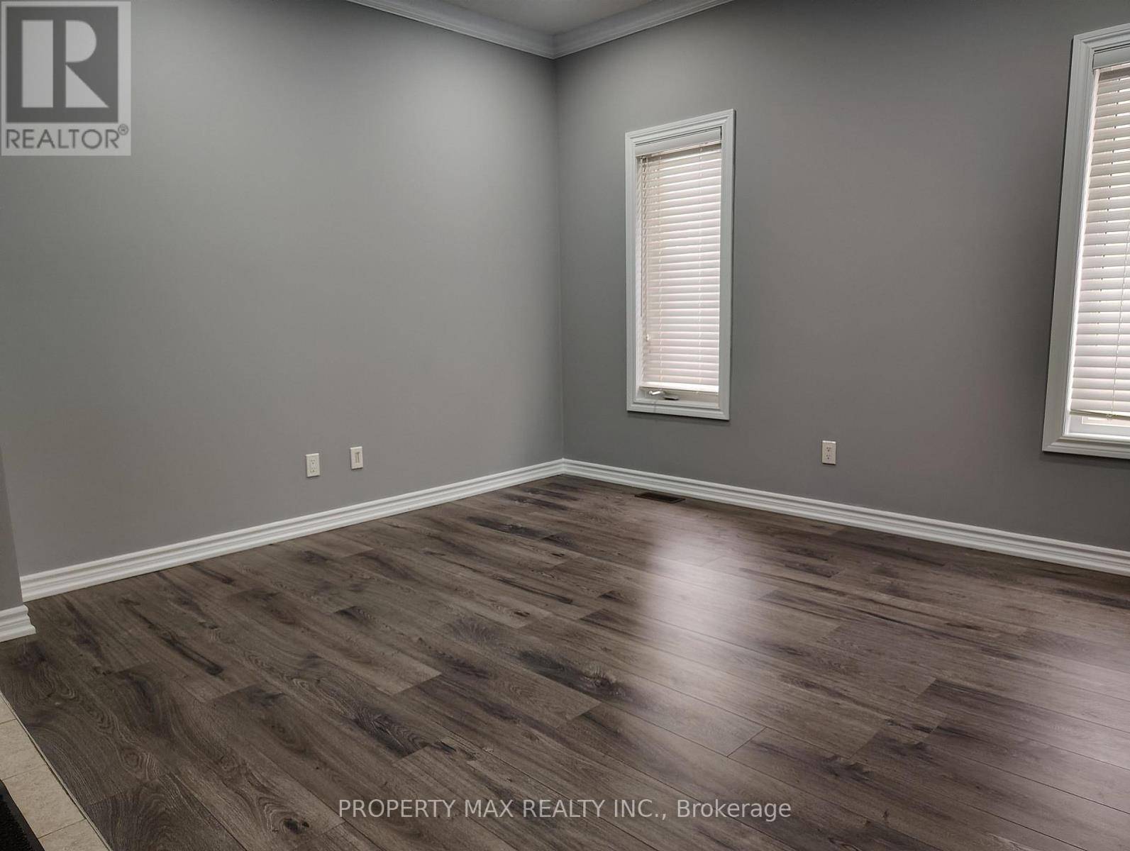 Orillia, ON L3V6H2,104 DIANA DRIVE