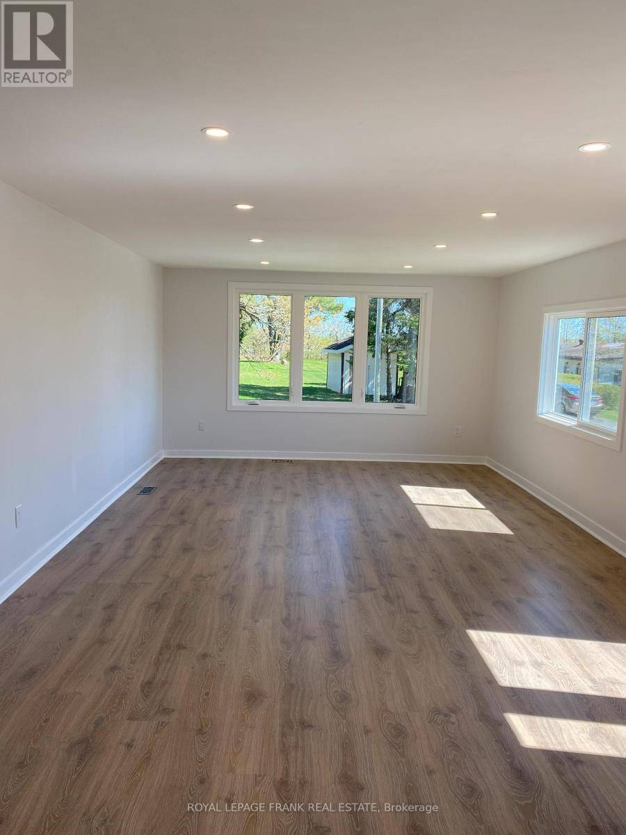 Oro-medonte, ON L3V6H1,8 BENSLEY DRIVE