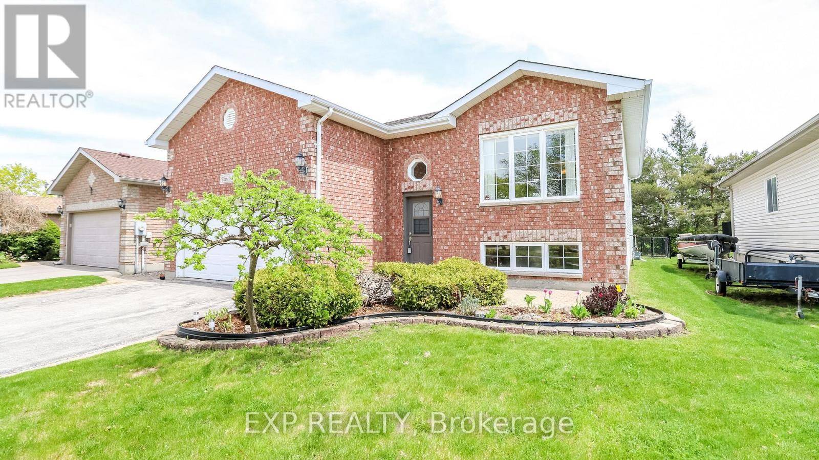 Barrie (holly), ON L4N7M1,13 O'SHAUGHNESSY CRESCENT
