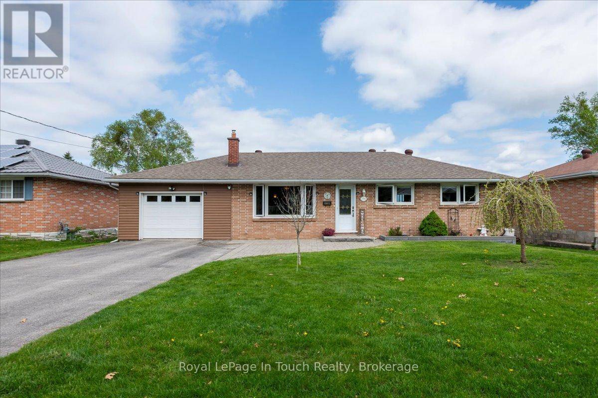 Midland, ON L4R2J5,296 JOHN STREET