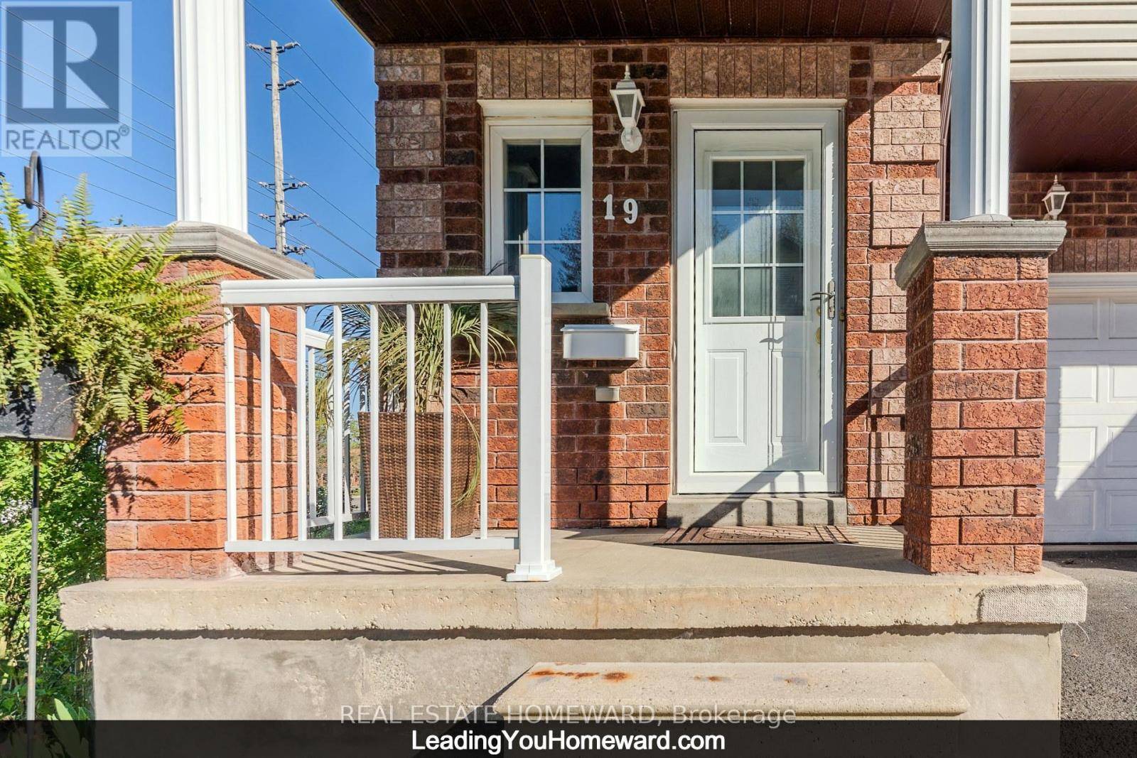 Barrie (painswick South), ON L4N4E2,488 Yonge ST #19