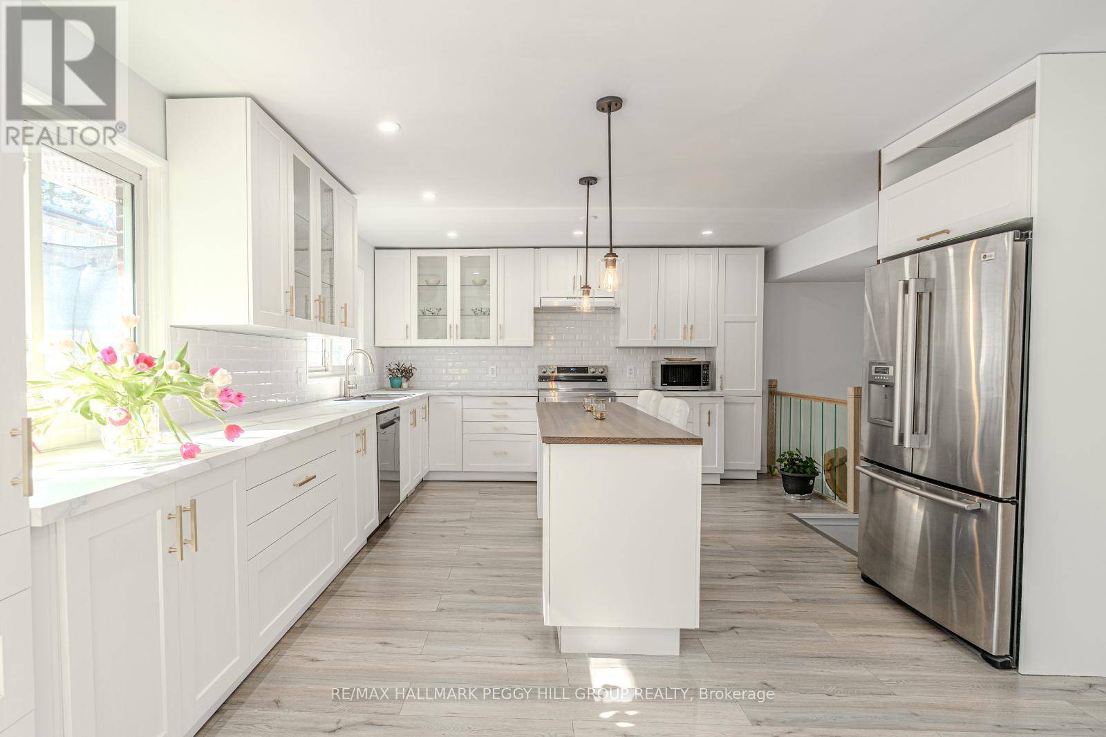 Barrie (allandale Heights), ON L4N3S4,25 MARSHALL STREET