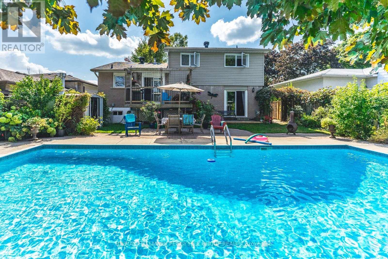 Barrie (grove East), ON L4M5H8,33 PORTER CRESCENT