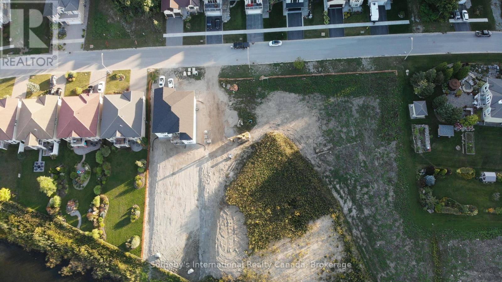 Midland, ON L4R5L9,607 TAYLOR DRIVE