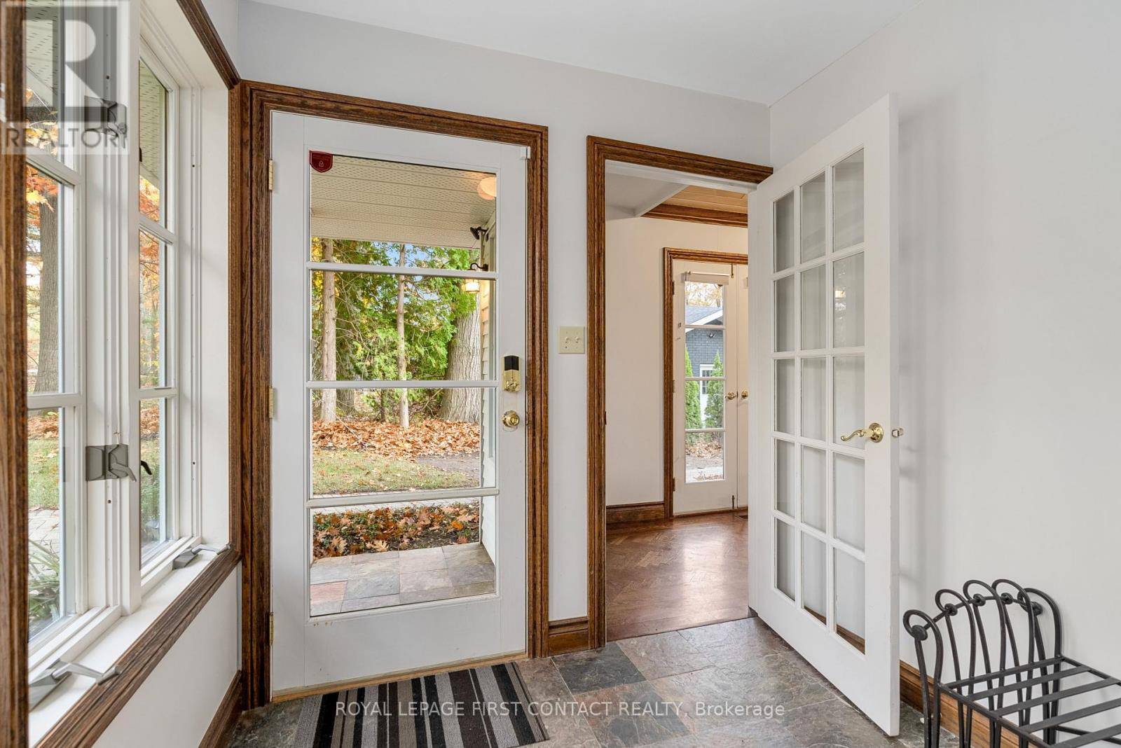Oro-medonte (shanty Bay), ON L4M1E8,23 BARRIE TERRACE