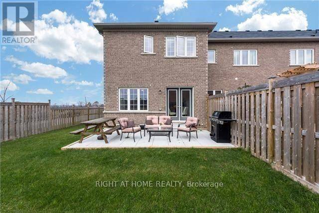 Barrie (sunnidale), ON L4N6R6,23 SNELGROVE CRESCENT