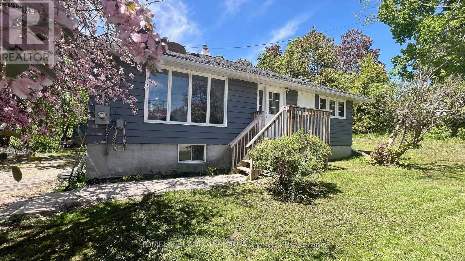 Oro-medonte, ON L0L2E0,688 7TH LINE S