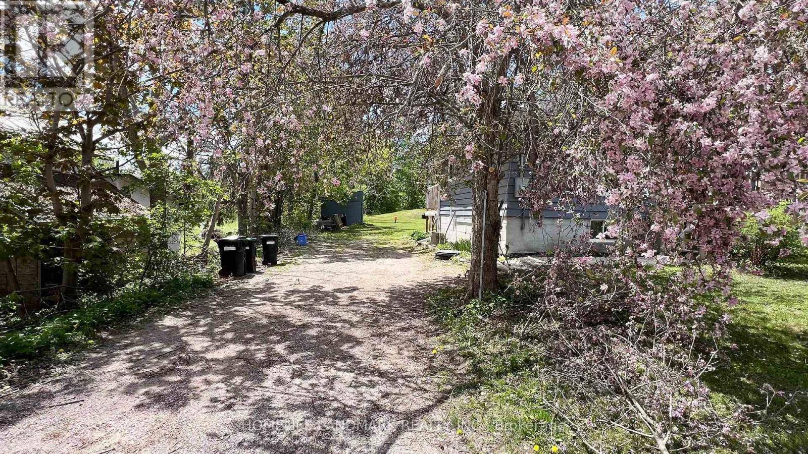 Oro-medonte, ON L0L2E0,688 7TH LINE S