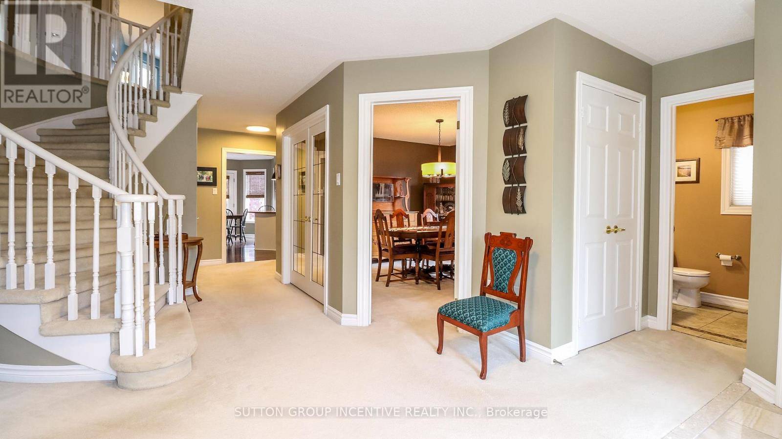 Barrie (bayshore), ON L4N7G6,69 BRUSHWOOD CRESCENT