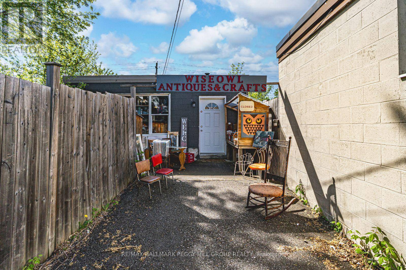 Springwater (elmvale), ON L0L1P0,27 QUEEN STREET W