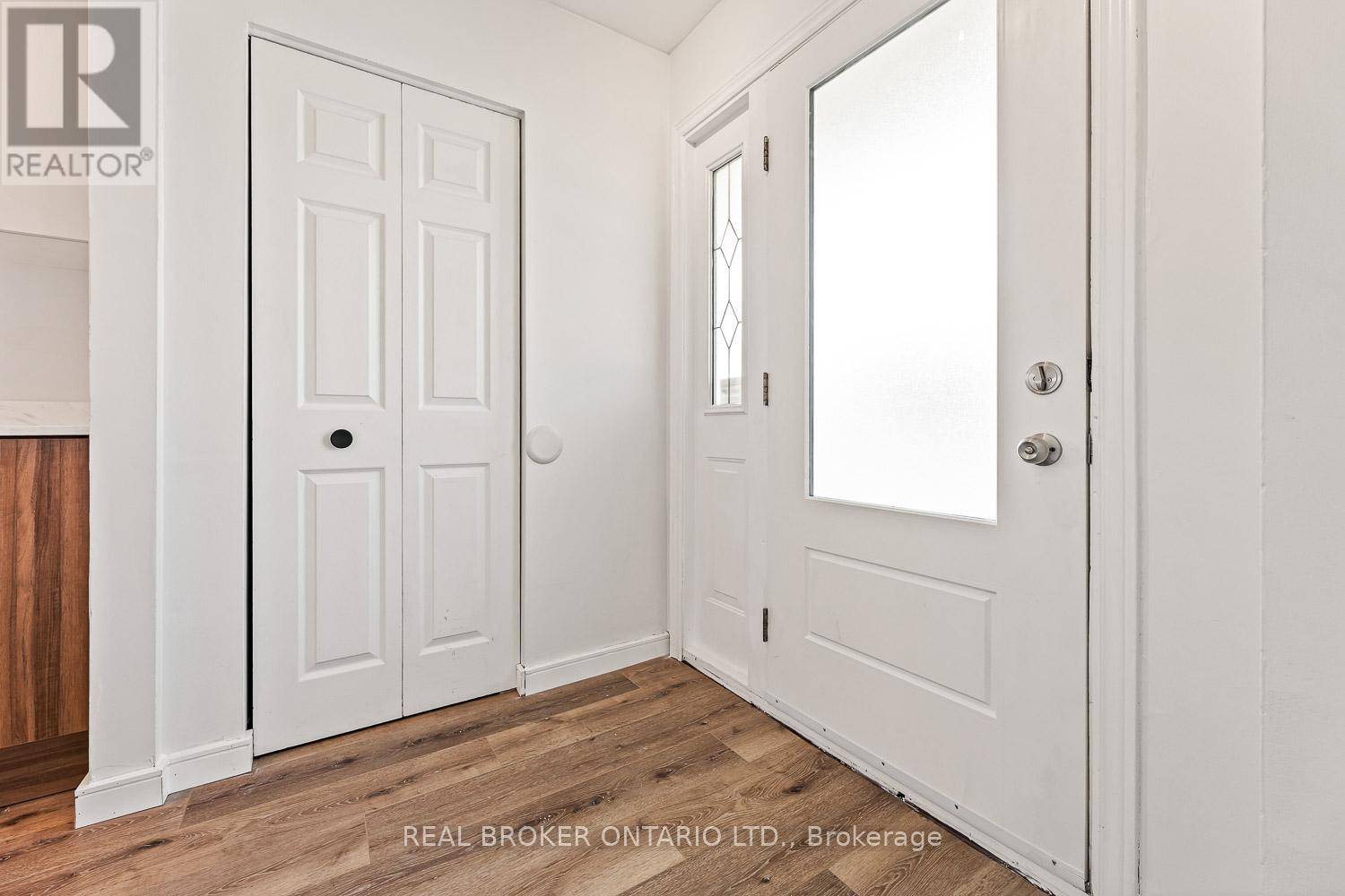 Barrie (grove East), ON L4M2V5,56 BERNICK DRIVE