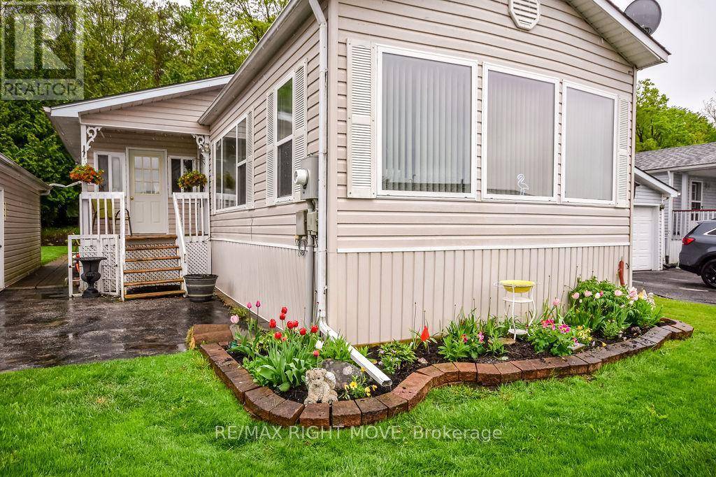 Severn, ON L3V0V4,1407 FOX ROAD