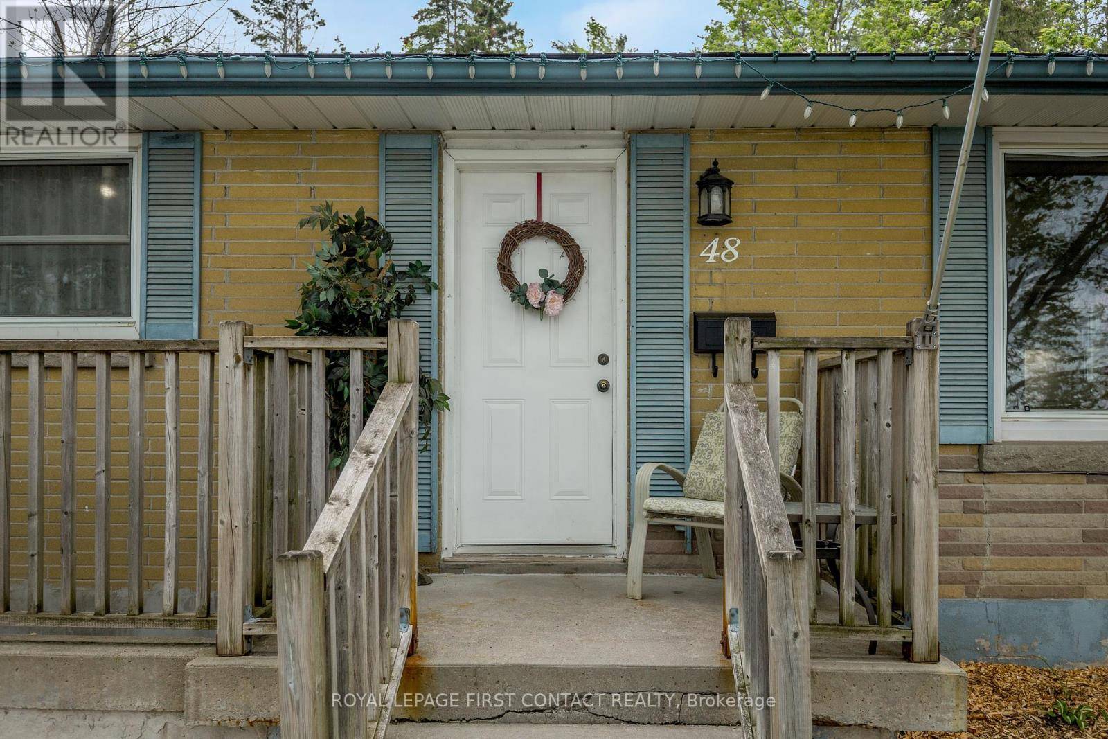 Orillia, ON L3V3N7,48 BRANT STREET W