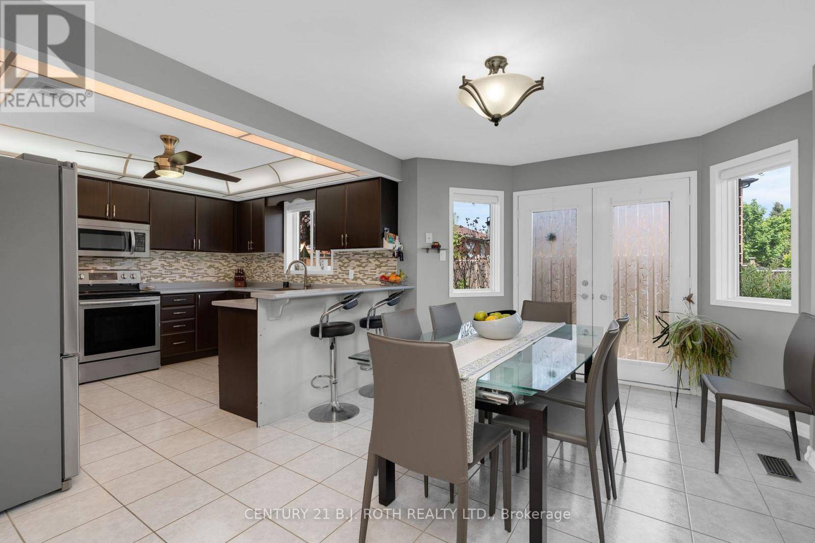 Barrie (northwest), ON L4N7Y1,36 BENSON DRIVE