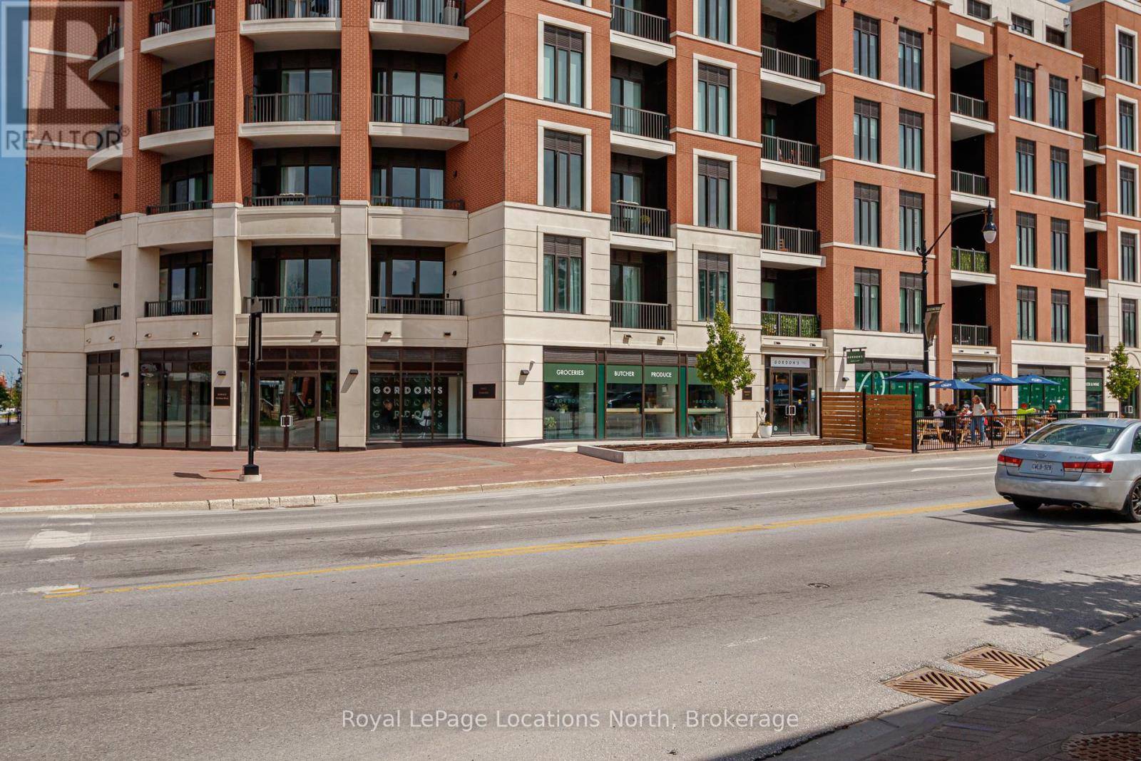 Collingwood, ON L9Y0K3,1 East Hurontario ST #102B
